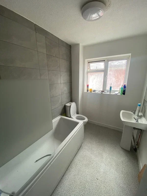 Room Foundry Lane in Southampton