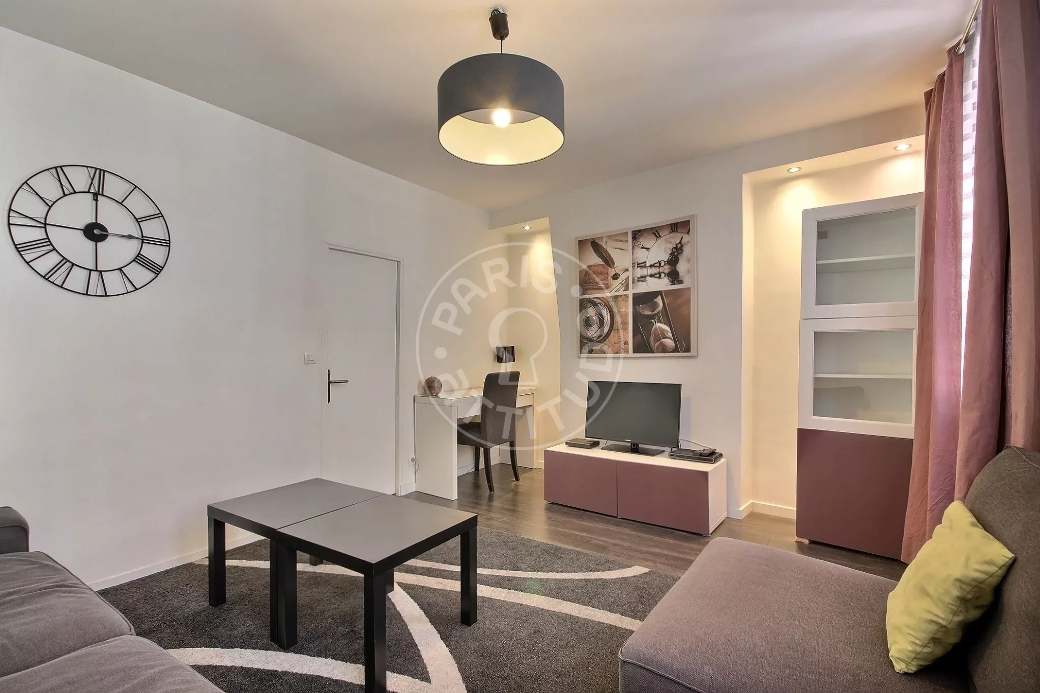 Flat Rue Saint-Séverin in Paris