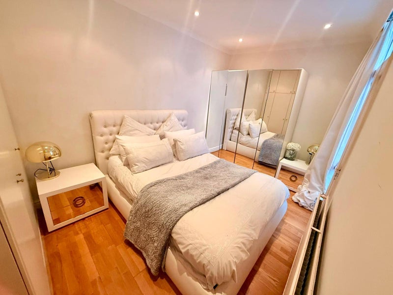 Room Queen's Gate in Greater London
