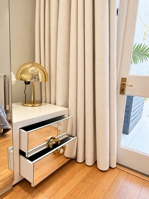Room Queen's Gate in Greater London