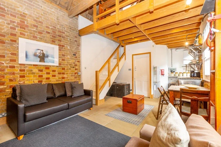 House Cressy Place in Greater London