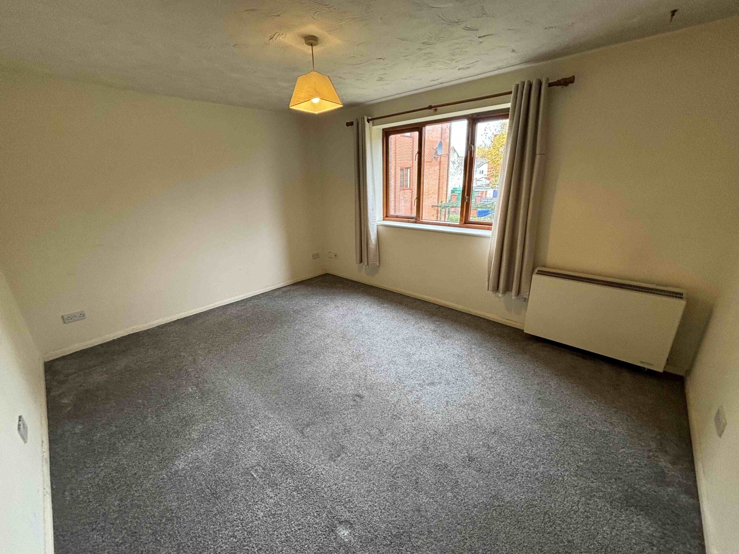 Flat Gillet Close in Nuneaton and Bedworth