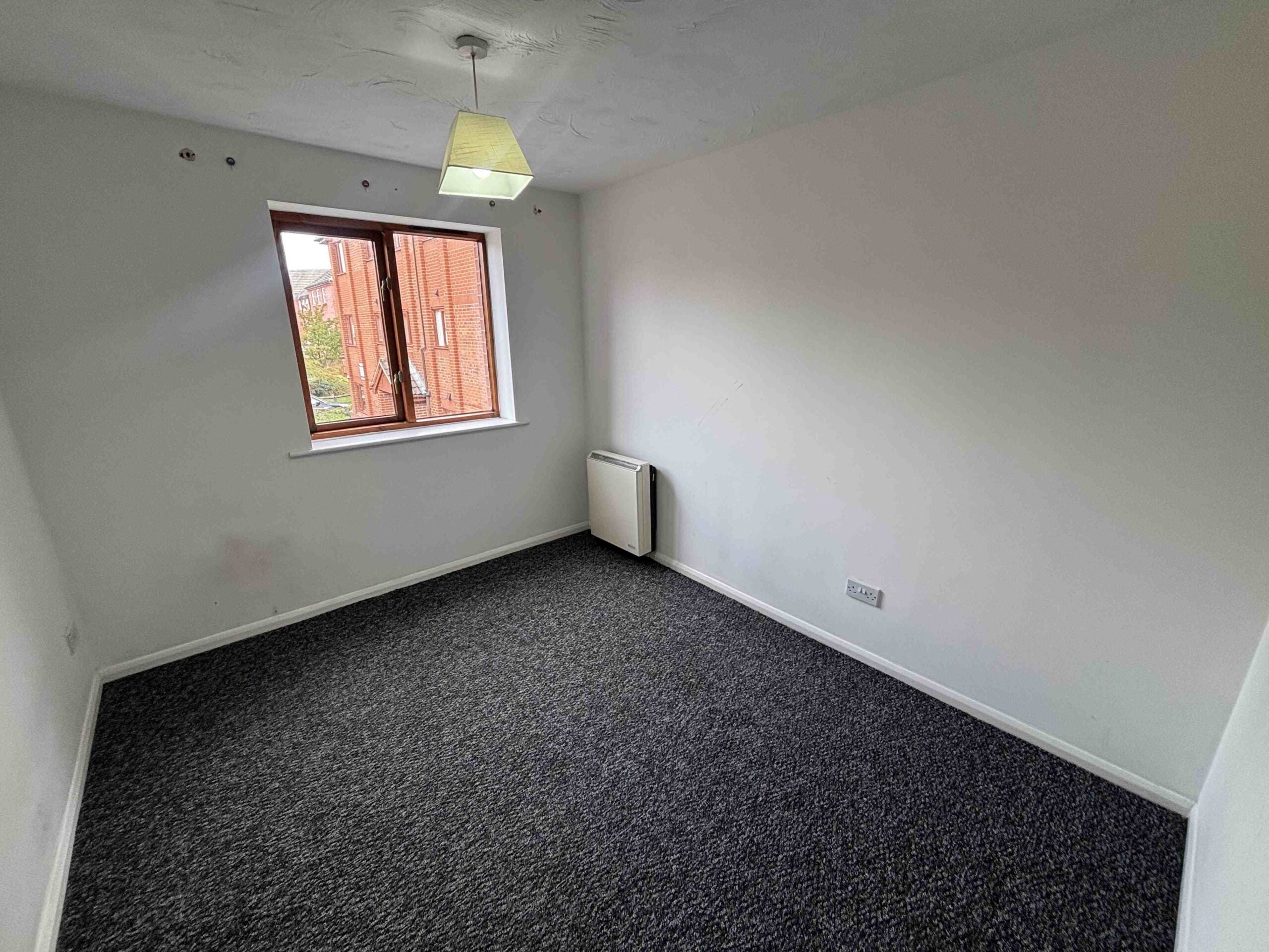 Flat Gillet Close in Nuneaton and Bedworth