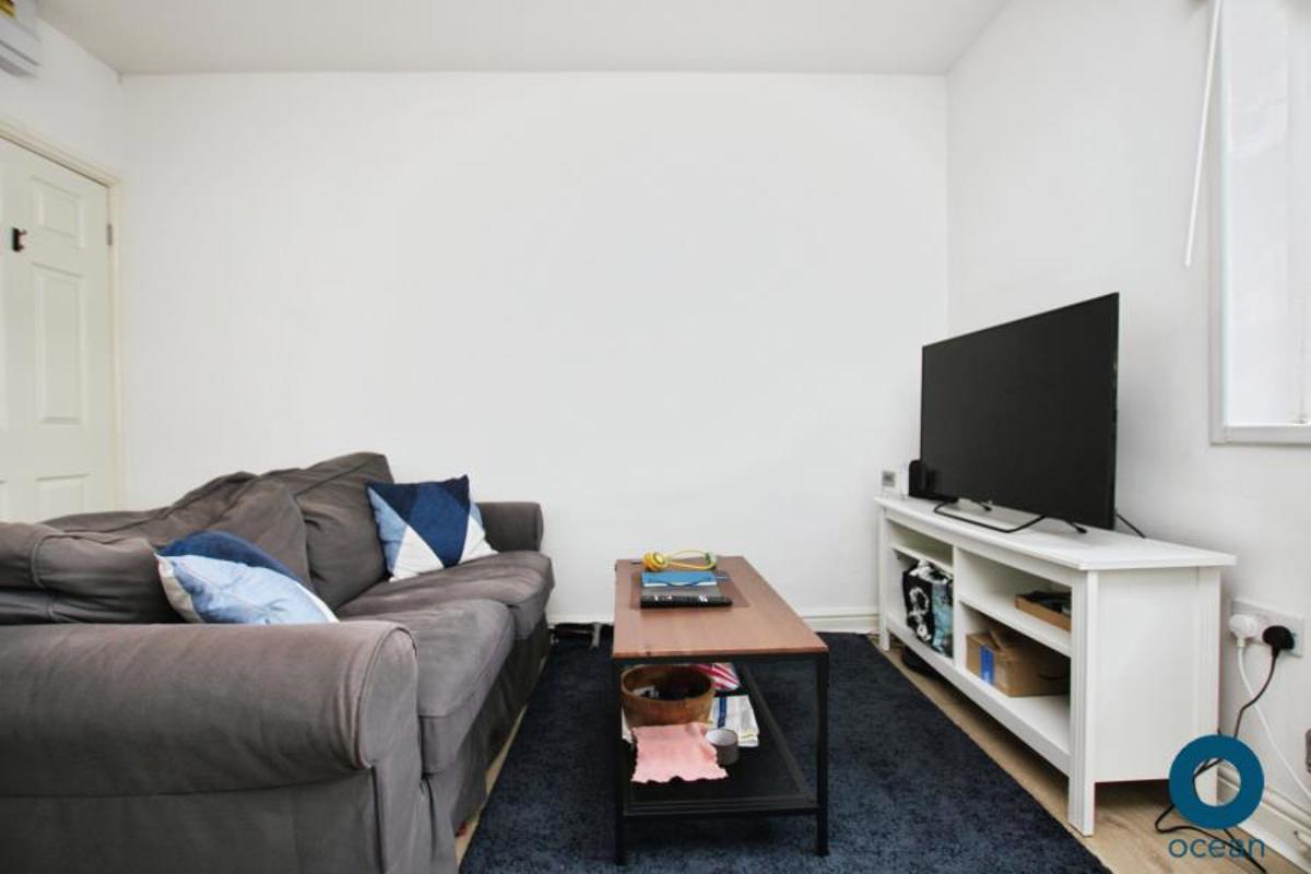 Flat Filton Avenue in Bristol