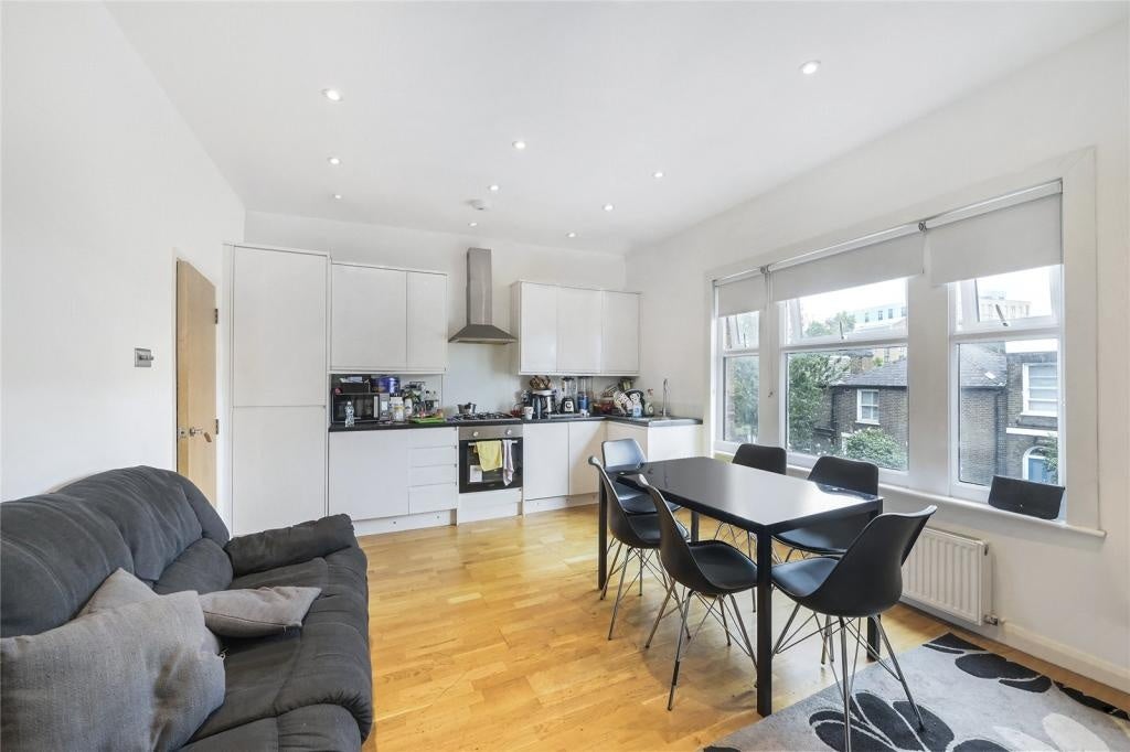 Flat Fairfield Street in Greater London
