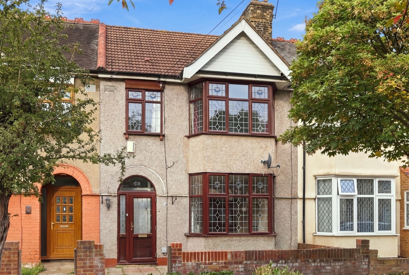 House Netherfield Gardens in Greater London
