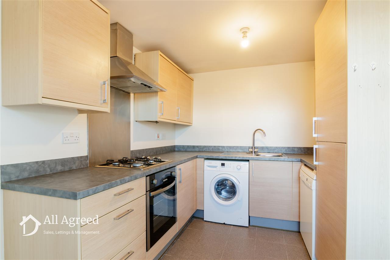Flat Crossley Street in Amber Valley