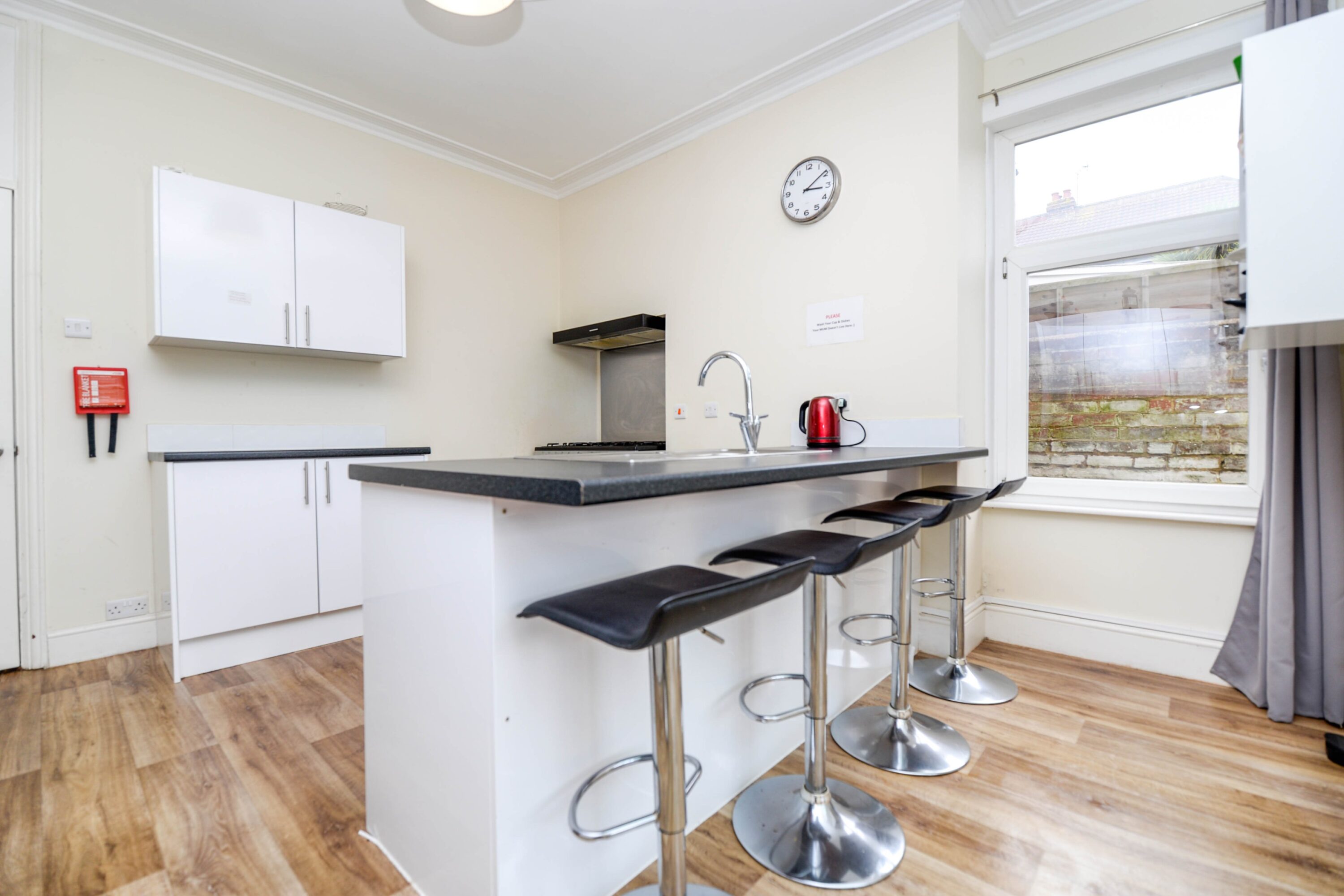 Room Stubbington Avenue in Portsmouth
