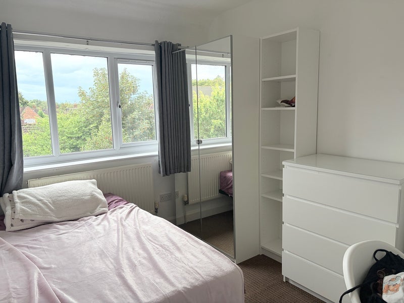 Room Hempstalls Grove in Newcastle-under-Lyme