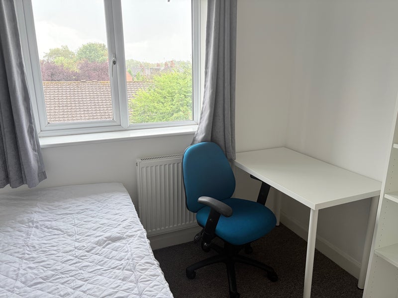 Room Hempstalls Grove in Newcastle-under-Lyme