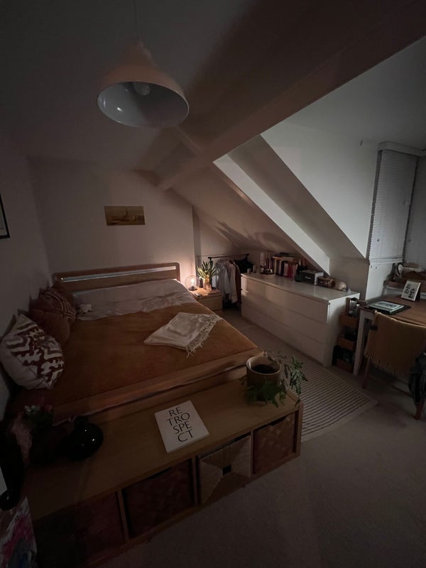 Room Rodsley Avenue in Gateshead