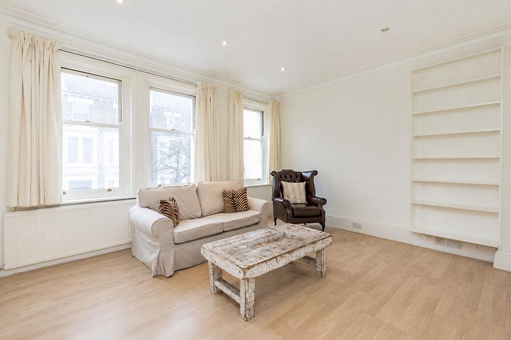 Flat Fitzroy Mews in Greater London
