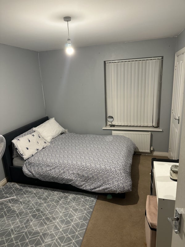 Room High Main Drive in Nottingham