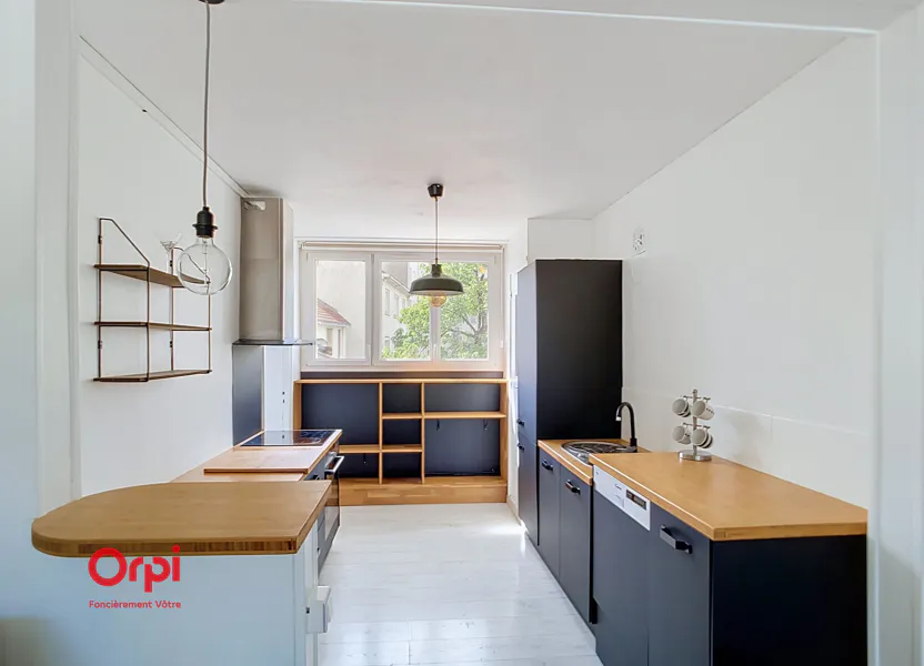 Flat Place Victor Mangin in Nantes