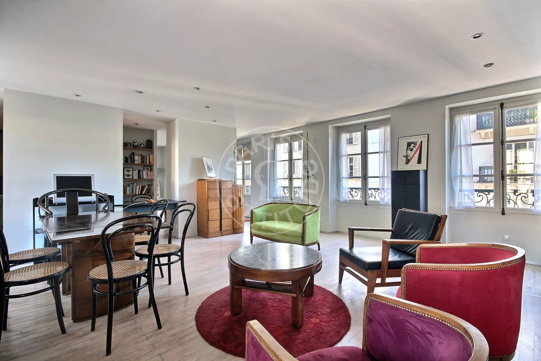 Flat Rue d'Abbeville in Paris