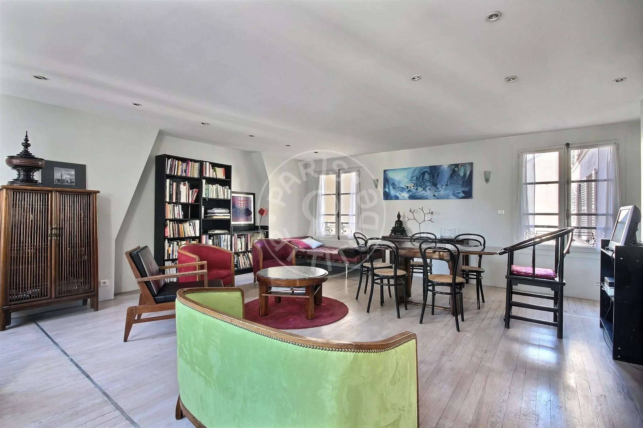 Flat Rue d'Abbeville in Paris