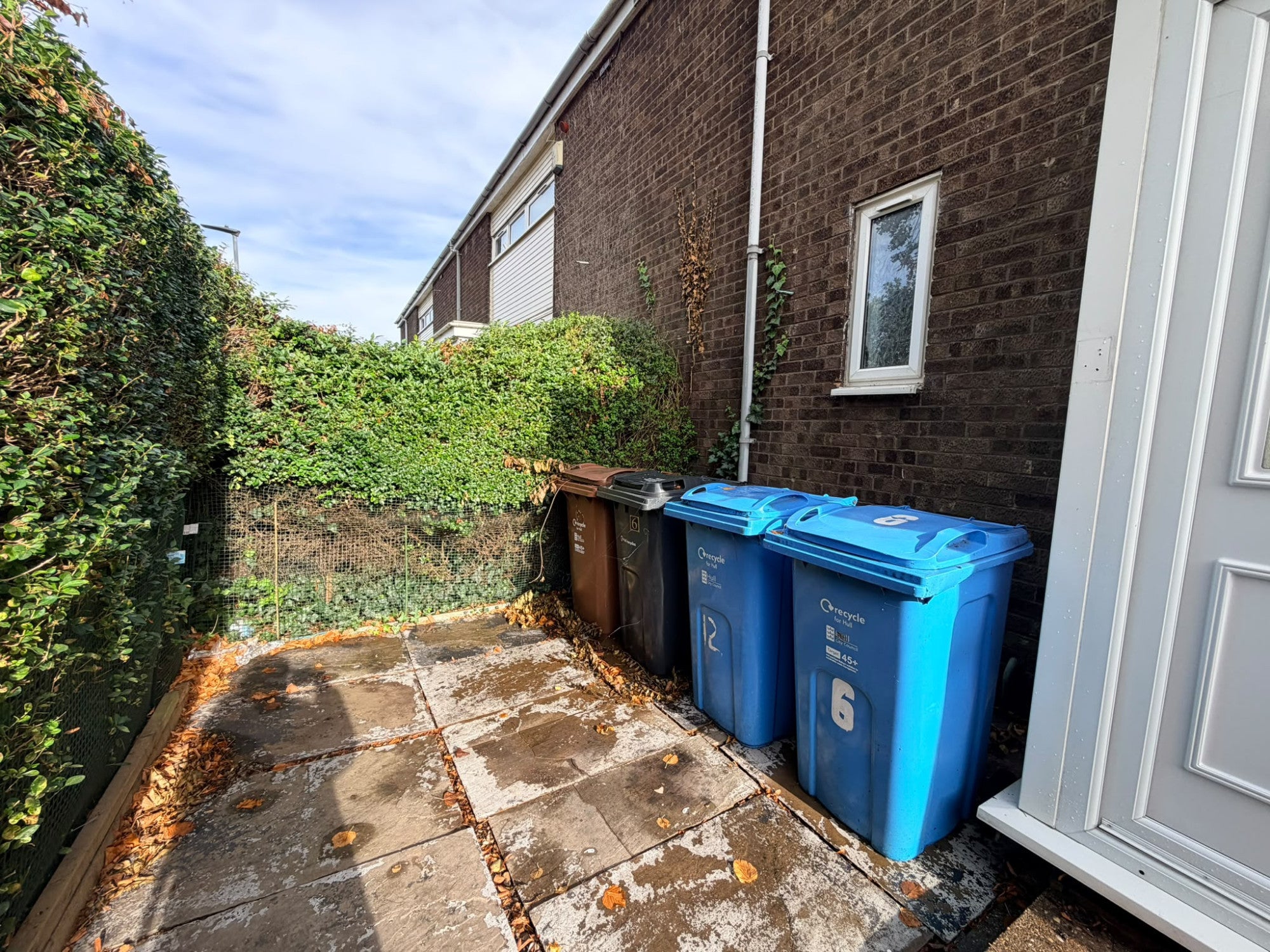 House Madron Close in Hull