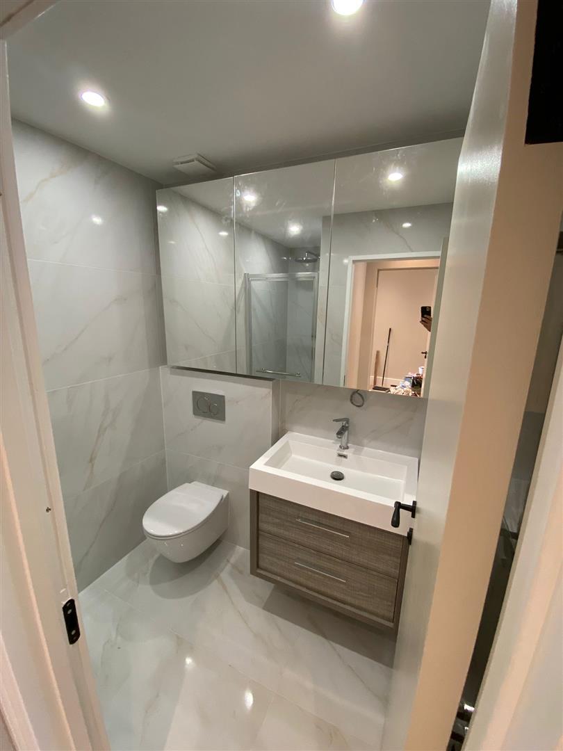 Flat Wykeham Road in Greater London