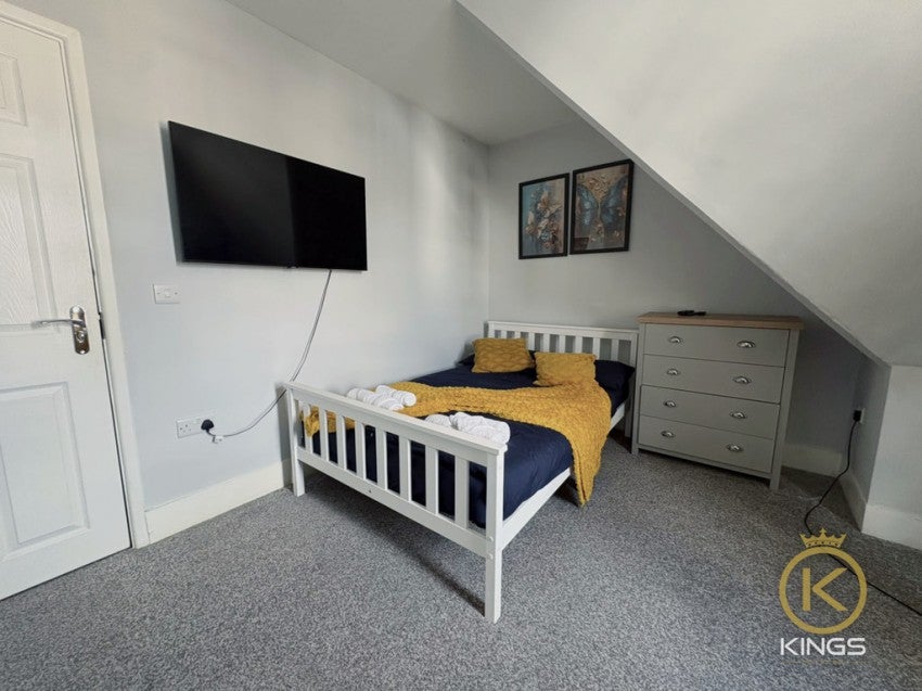 Room Ladies Mile in Portsmouth