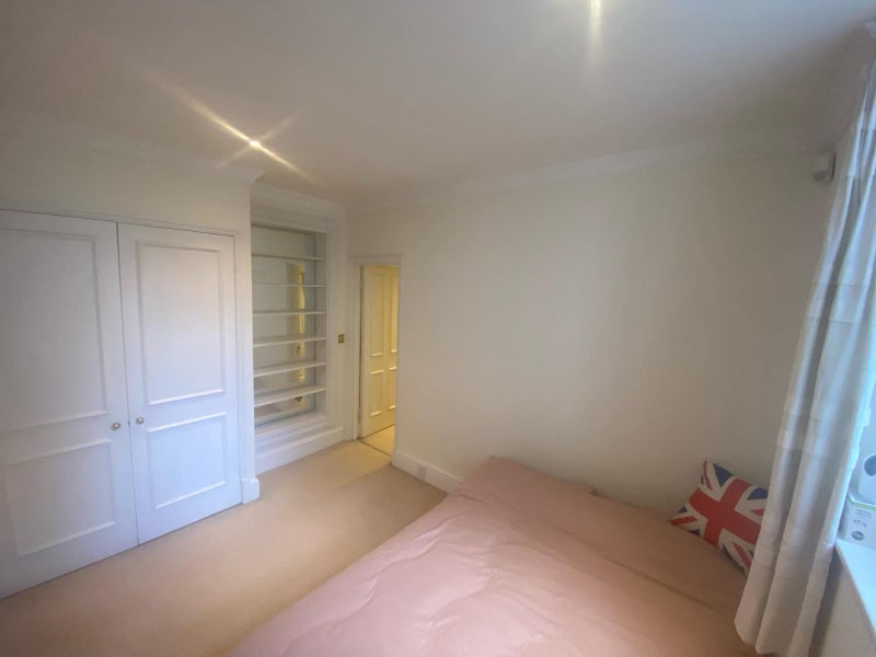 Room Petersham Mews in Greater London