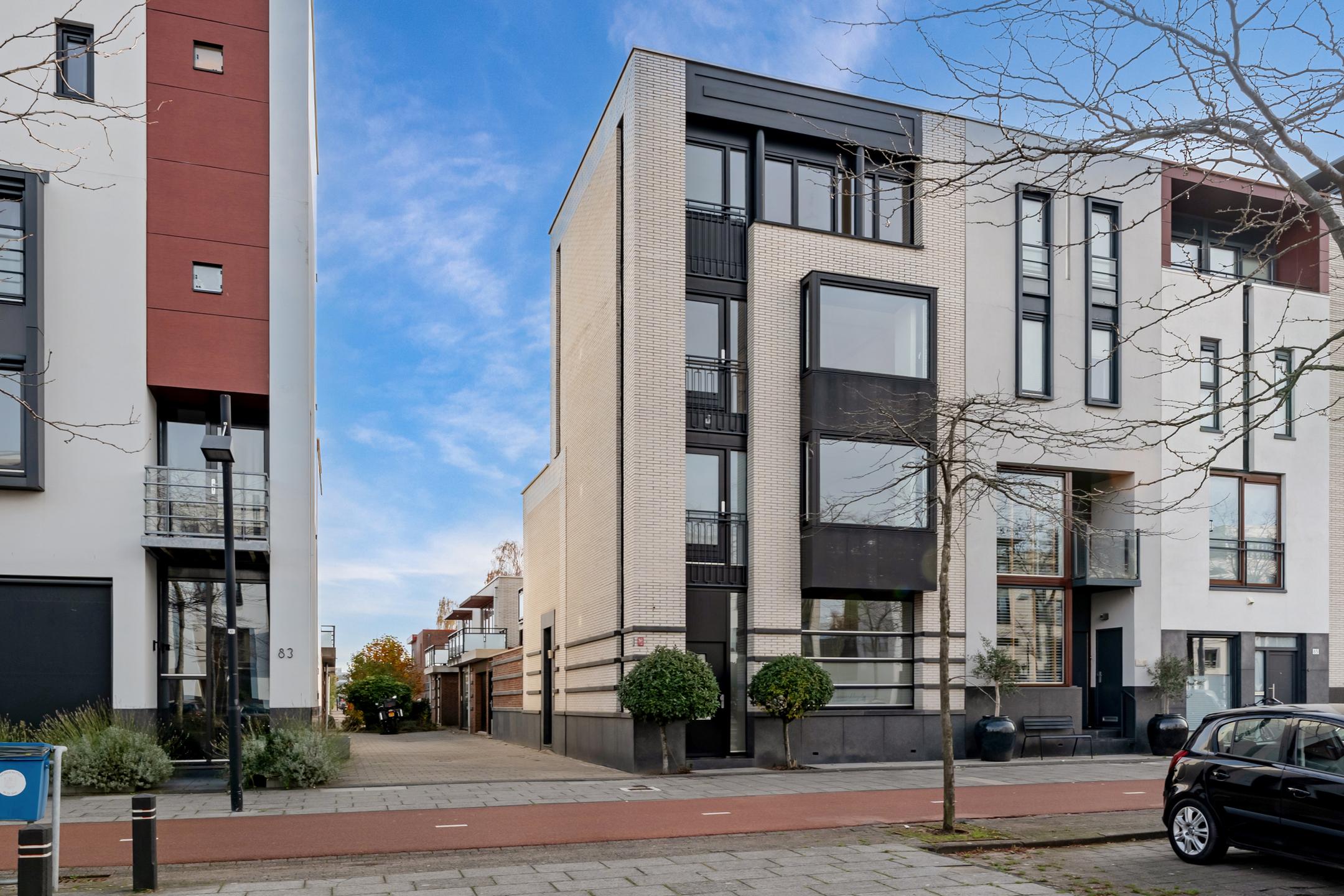 Huis Avenue Carnisse 69 in Barendrecht