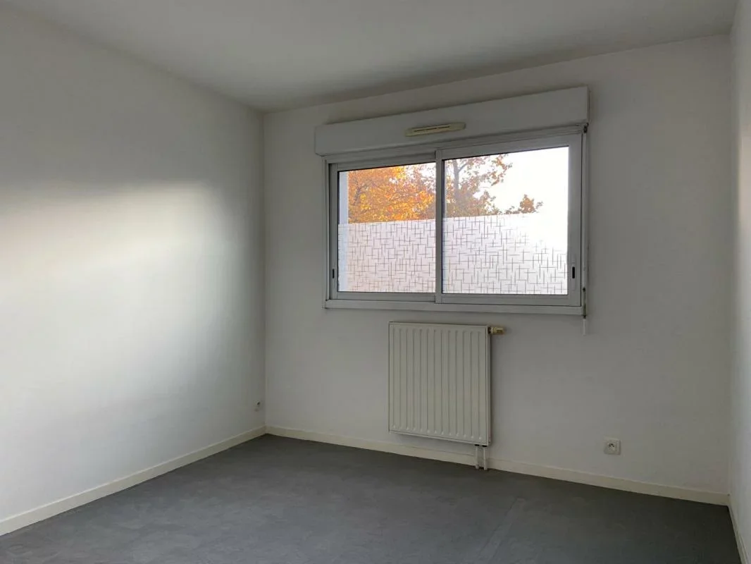Appartement Rue Charles de Kergariou à Rennes