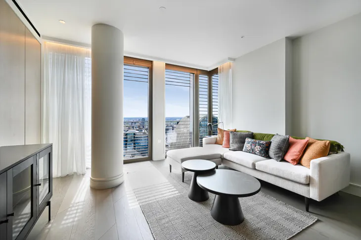 Flat Bishopsgate in City of London
