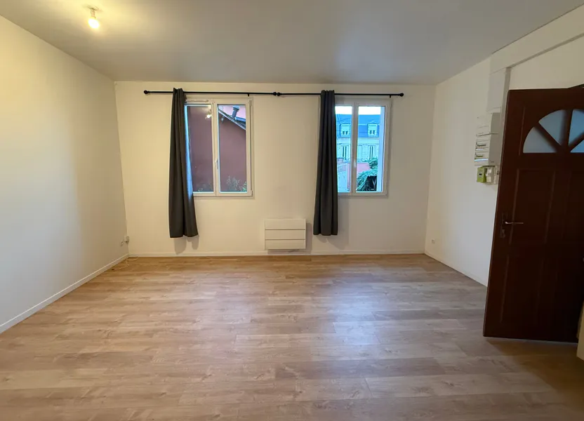 Appartement Rue du Maréchal Juin à La Fère