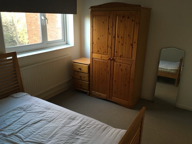 Flat Highbury Quadrant in Greater London