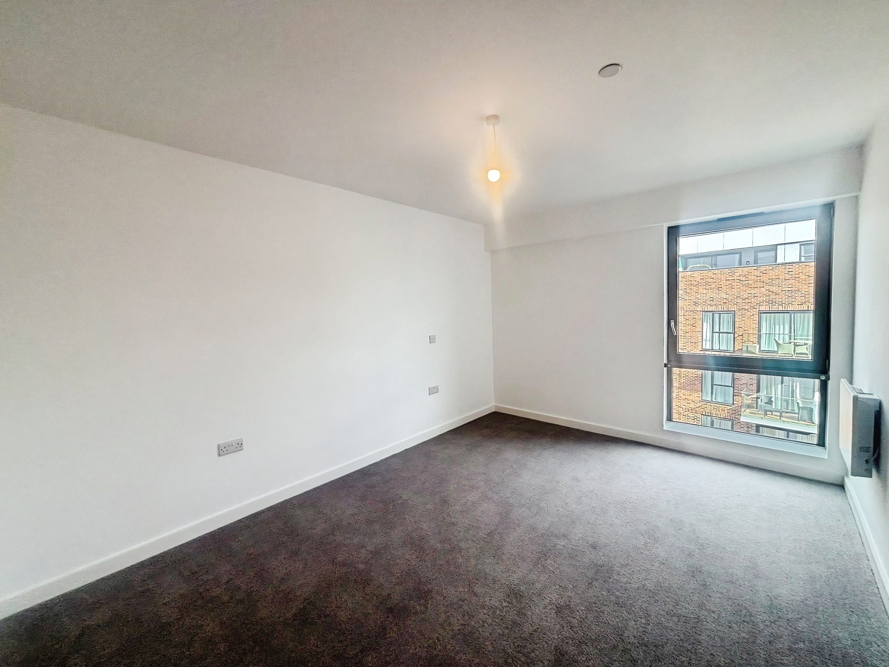 Flat Albert Place in Peterborough