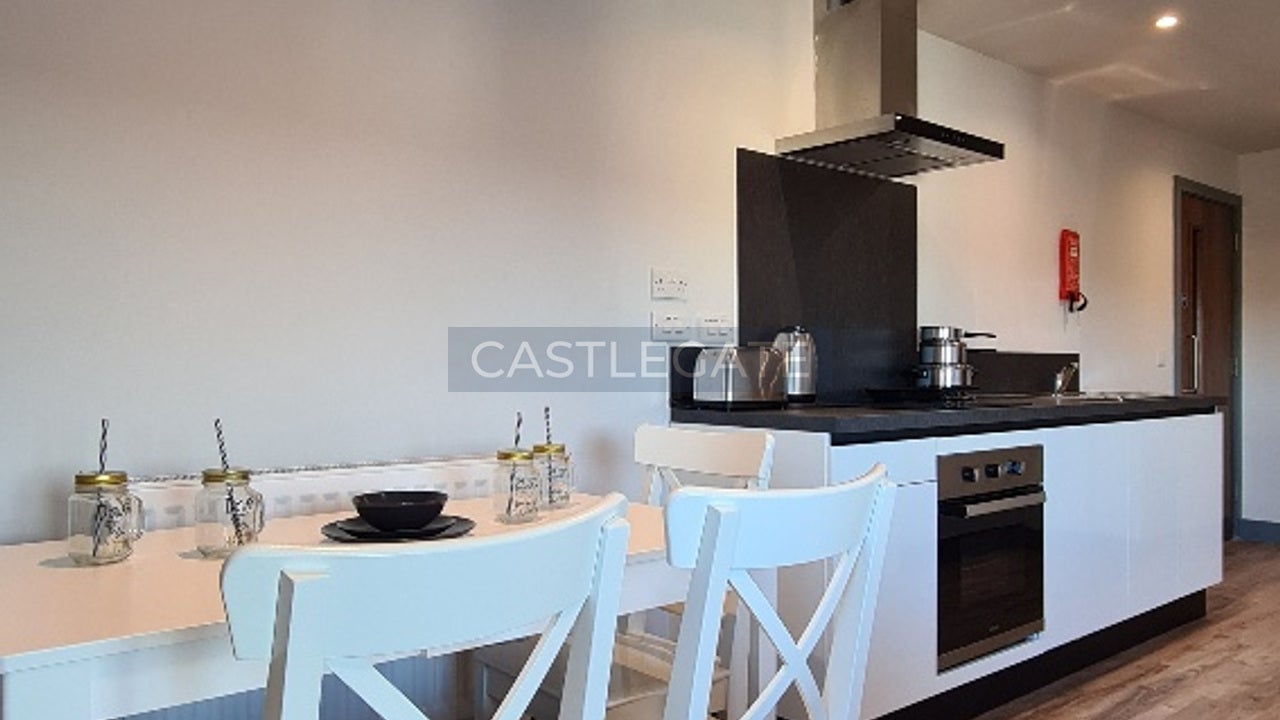 Room New Street in Kirklees