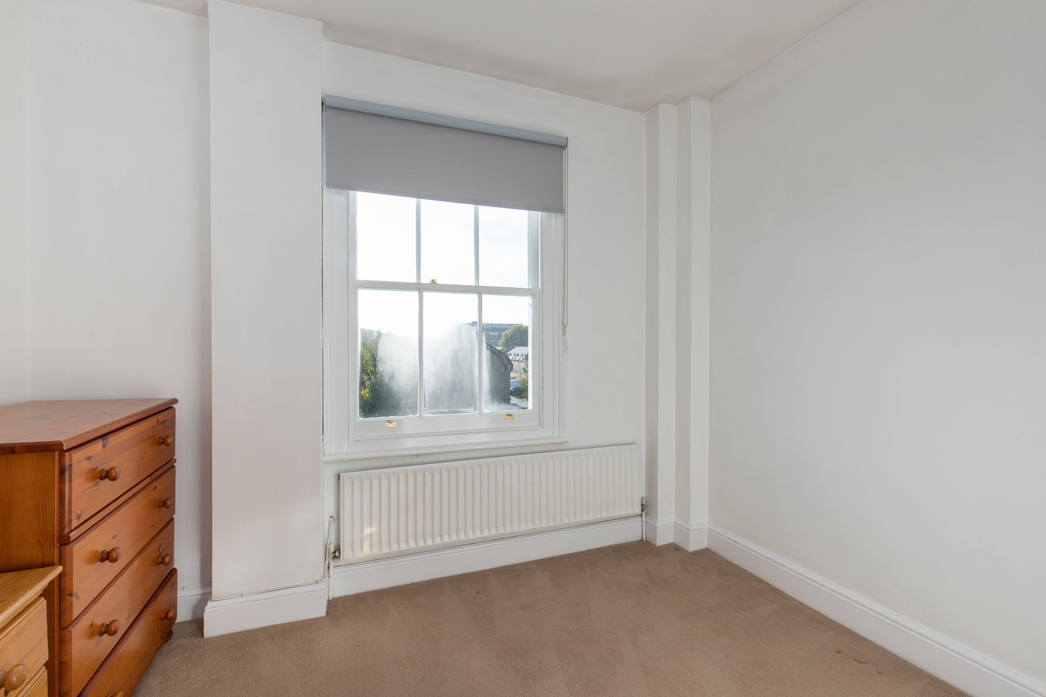 Flat Goldhawk Road in Greater London
