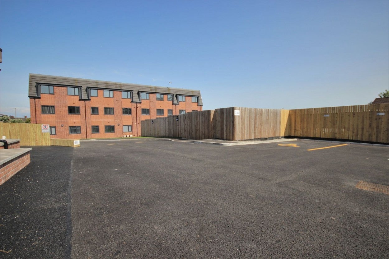 Flat Regent Road in Widnes