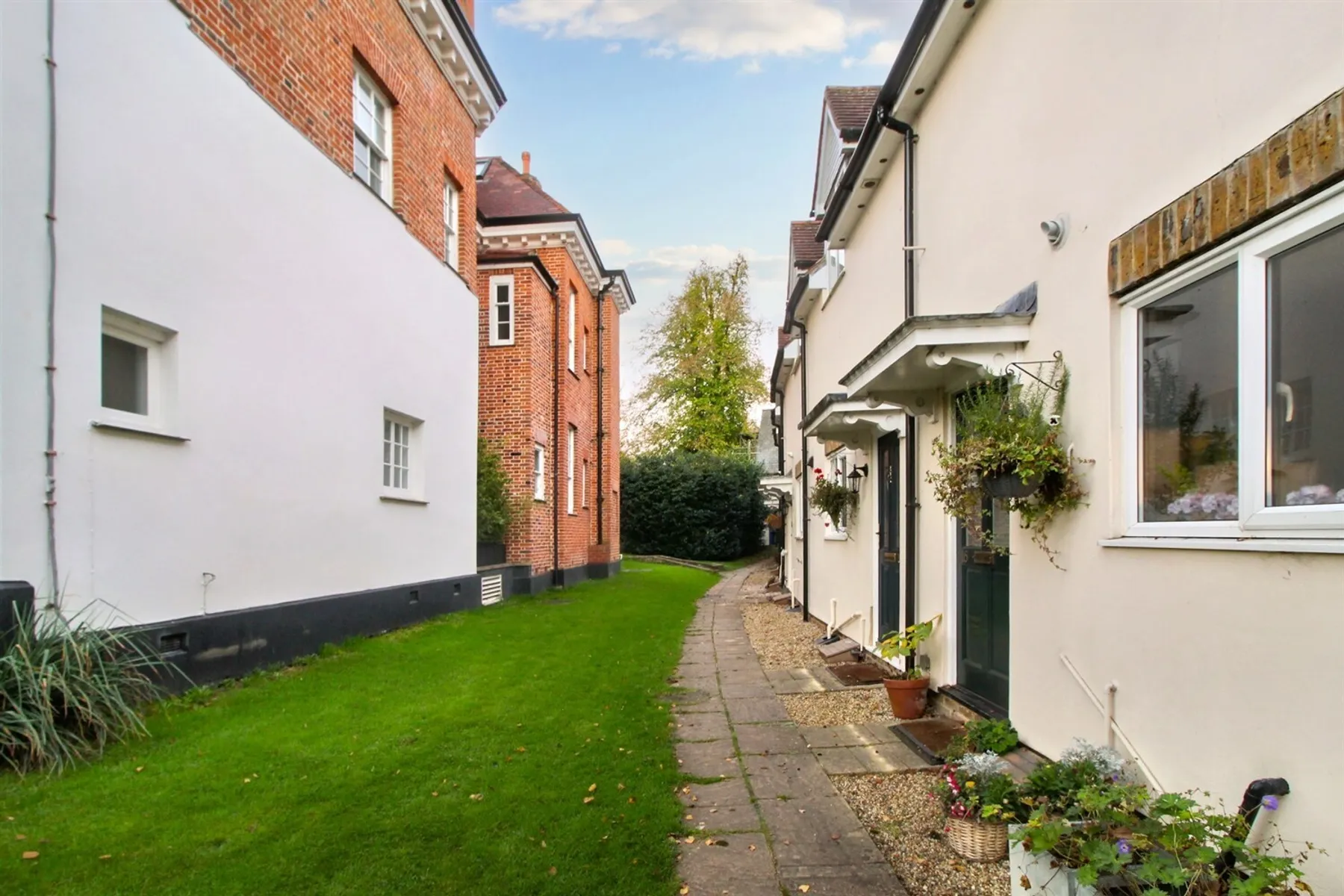 House Pig Lane in East Hertfordshire