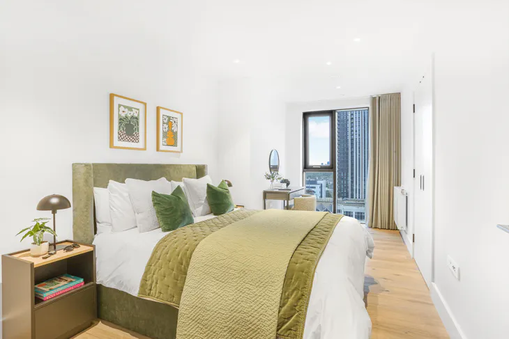 Flat Charter Street in Greater London