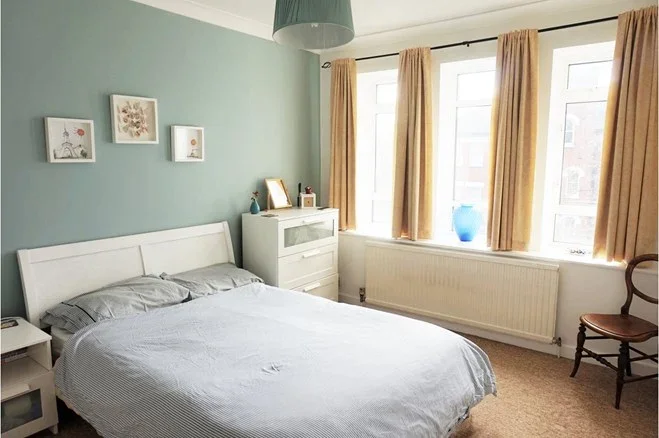Flat Mowbray Road in Greater London