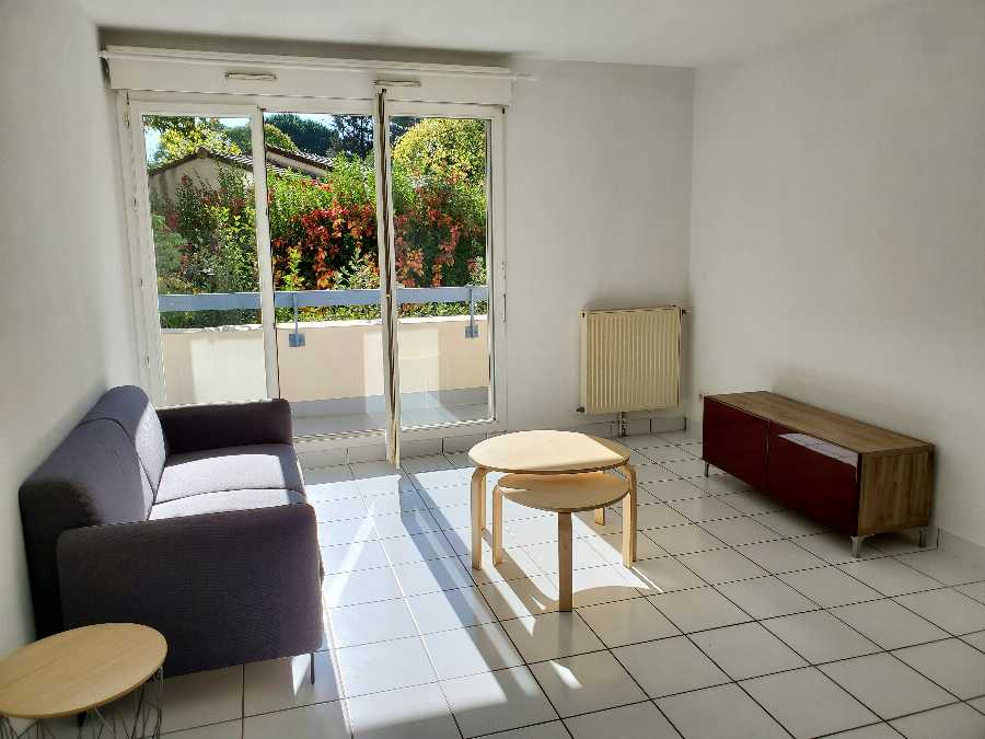 Flat Rue des Fuchsias in Pessac