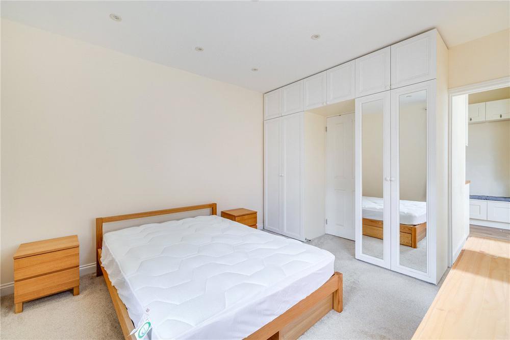 Flat Westbourne Terrace in City of Westminster
