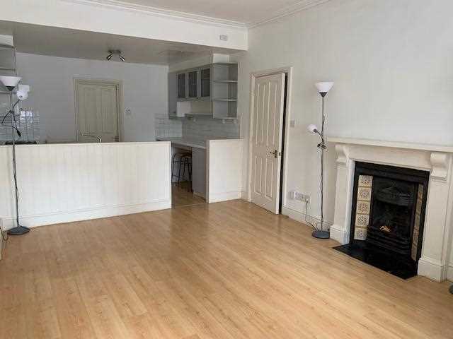 Flat Alexandra Road in Bristol