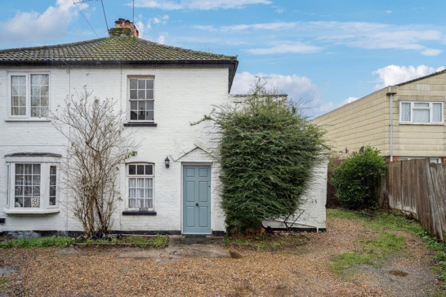 House Pinner Hill Road in Greater London