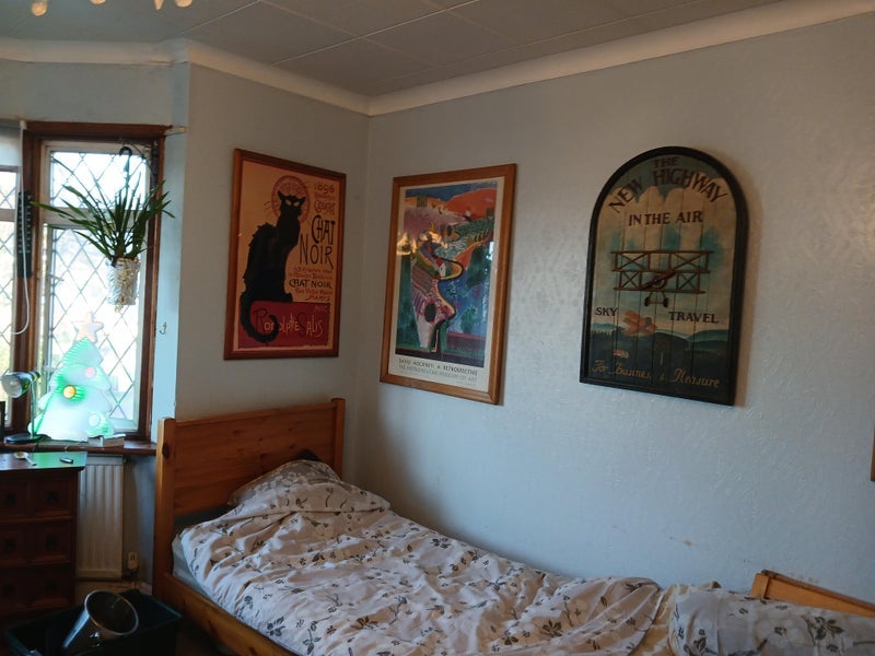 Room Dawson Road in Greater London