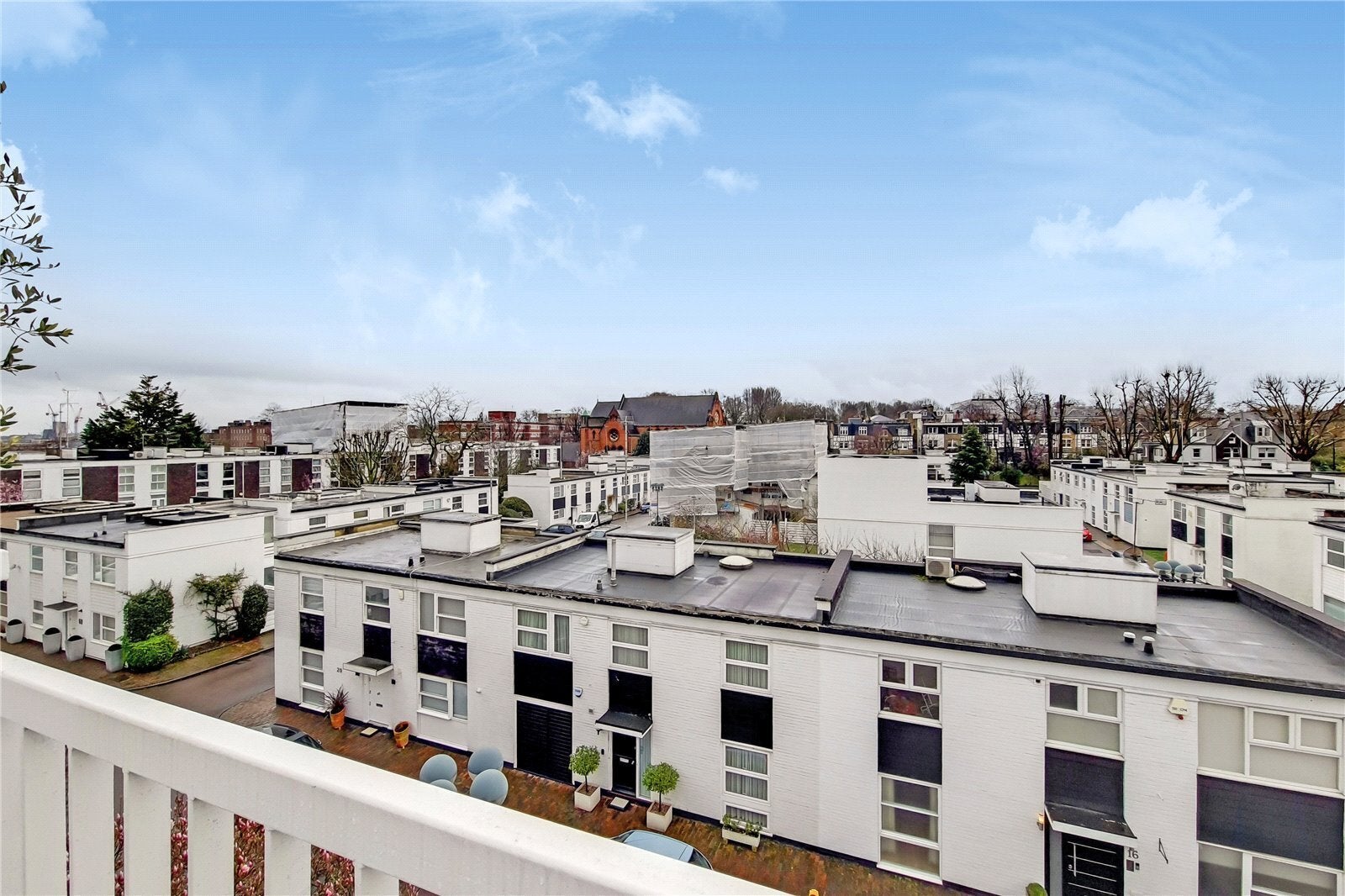 House Quickswood in Greater London
