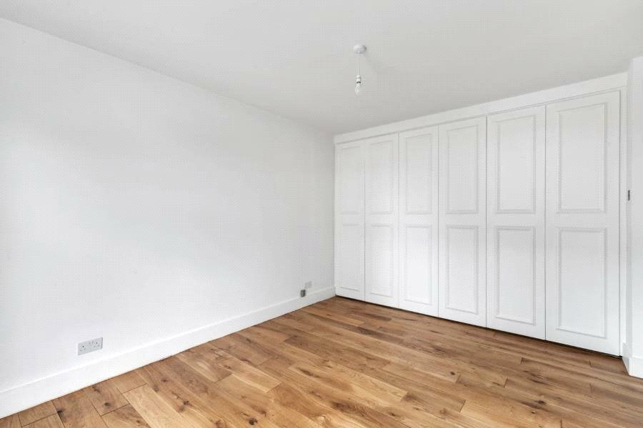 House Quickswood in Greater London