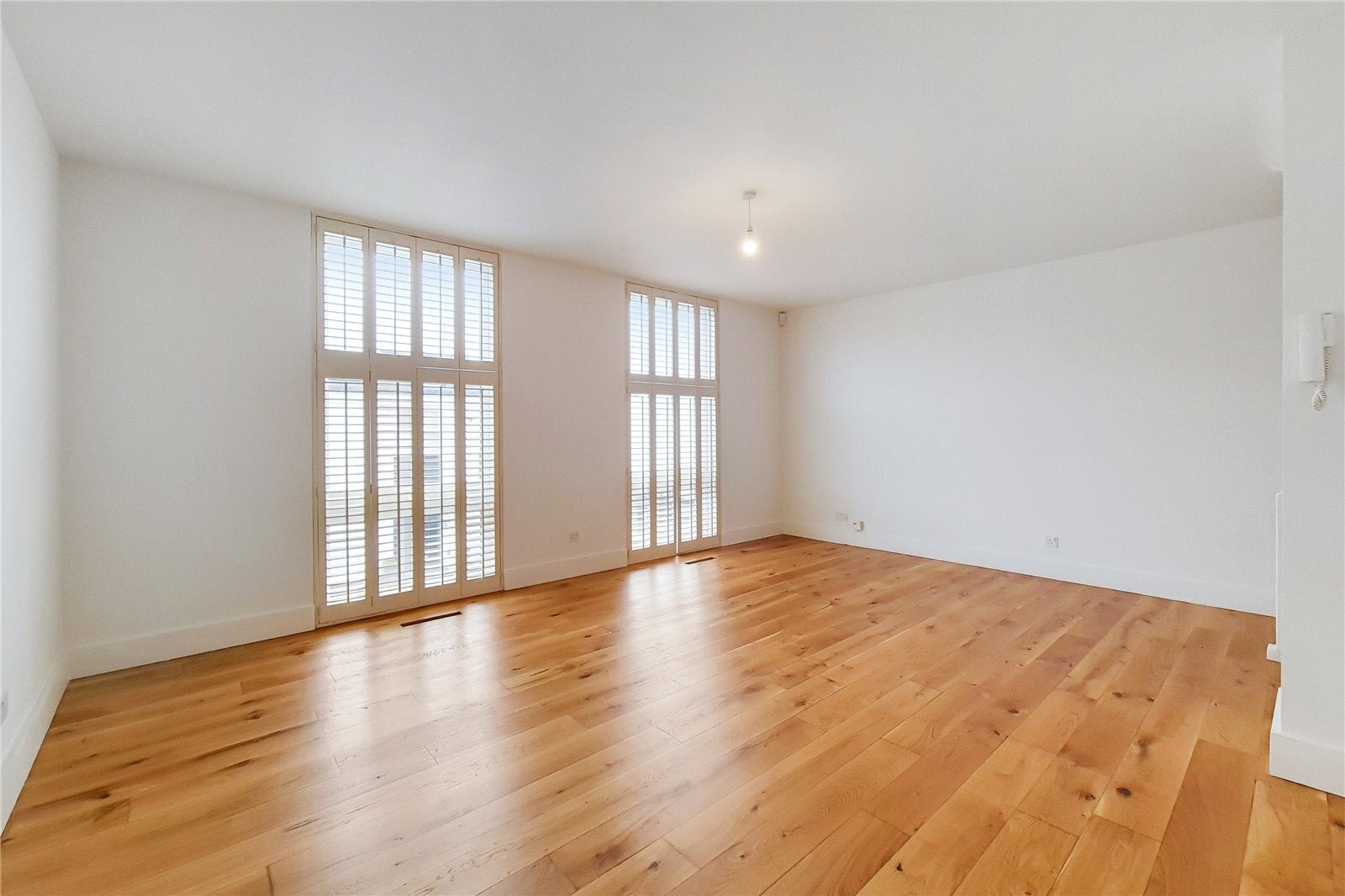 House Quickswood in Greater London