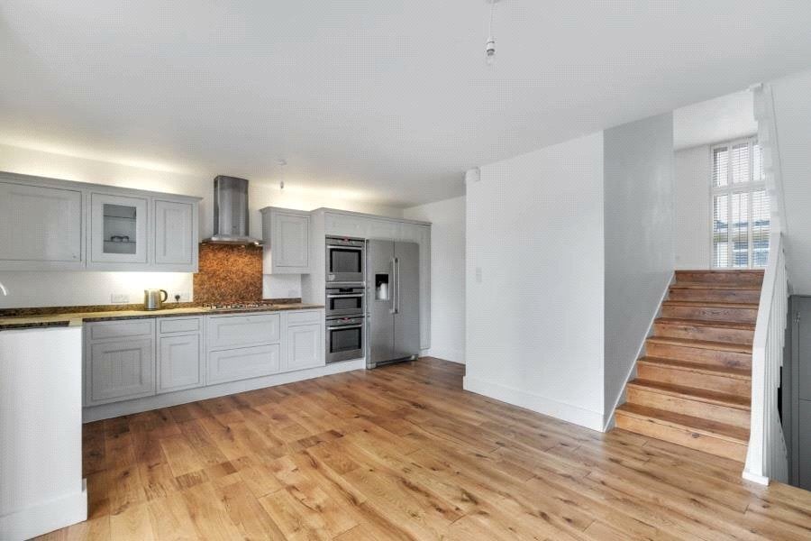 House Quickswood in Greater London