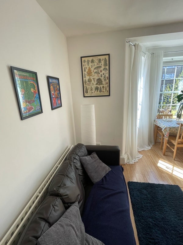 Room Kennington Park Road in Greater London