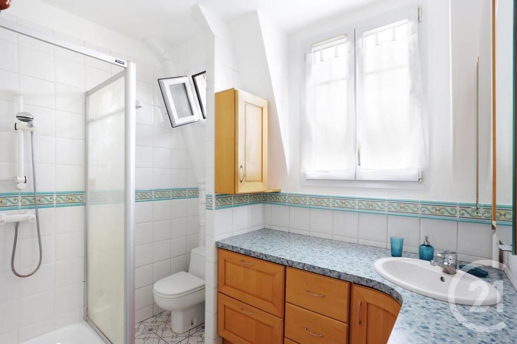 Appartement Rue Raffet à Paris