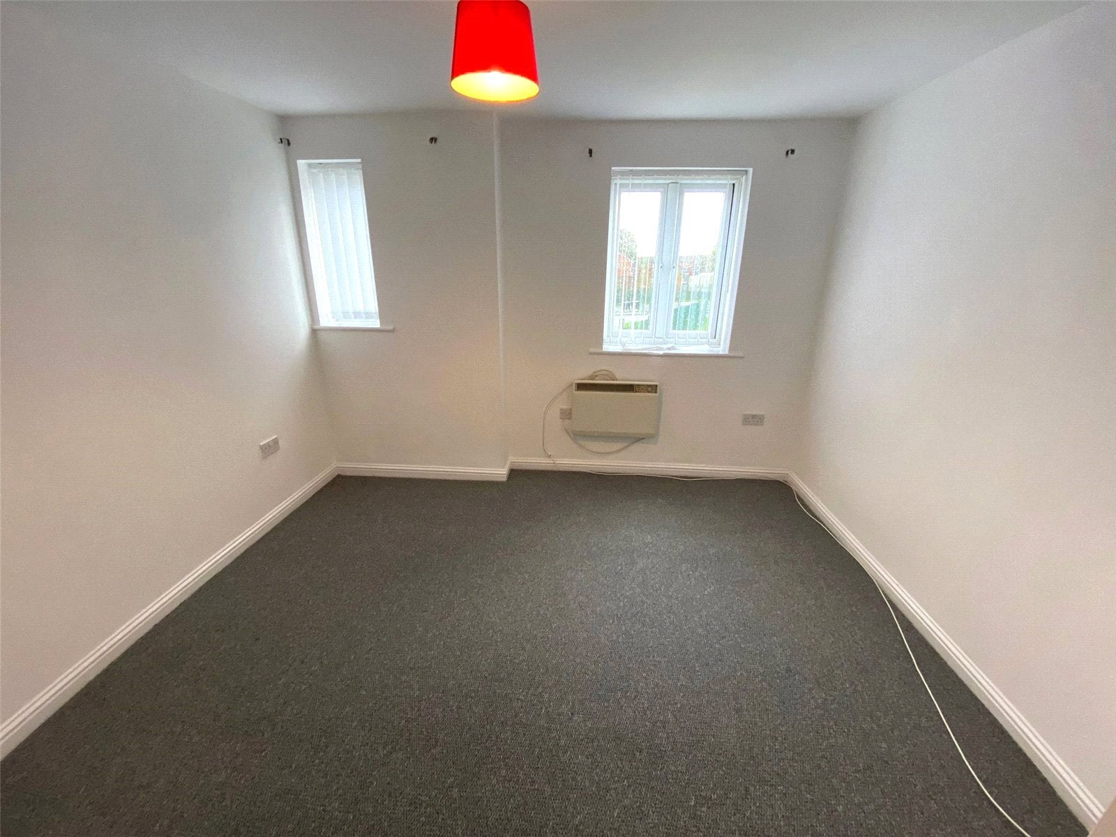 Flat Silchester Drive in Manchester