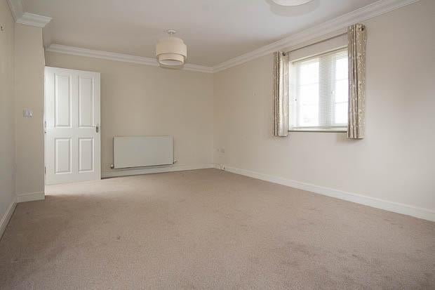 Flat Northcroft in Cheltenham