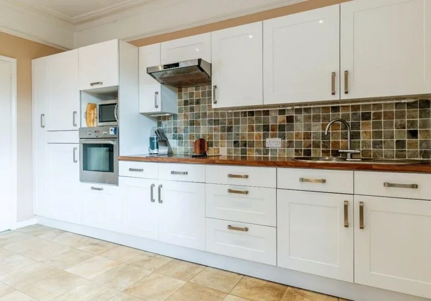 Flat Devonshire Road in Greater London